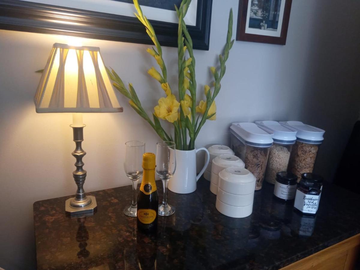 温德米尔 秋叶旅馆酒店 外观 照片